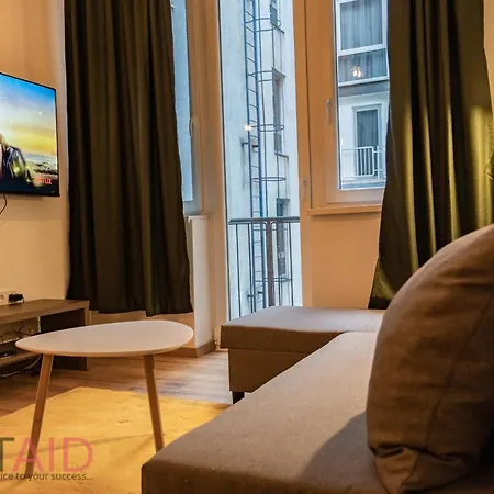 Kd11 Hostaid * بودابست